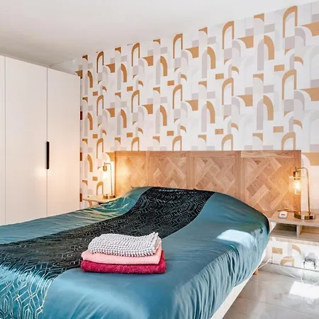 Le Tropical Nyaraló