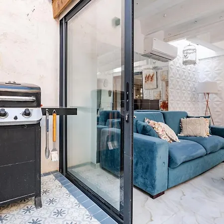 Le Tropical Nyaraló *