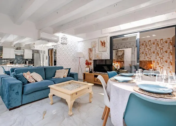 Le Tropical ル・グロー・デュ・ロワ